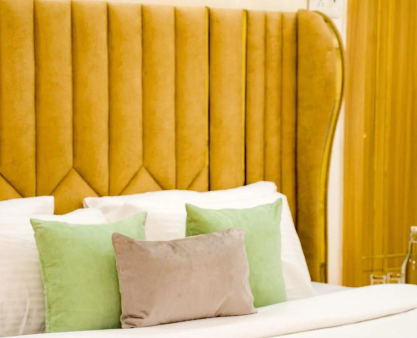 Alaya Stays Miyabi Suites, Golf Course Road Gurgáon