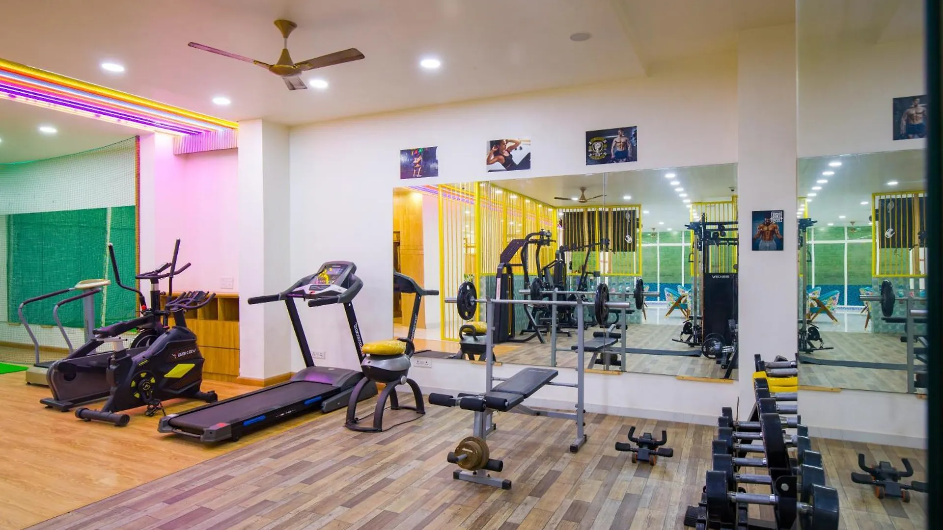 Alaya Stays Miyabi Suites, Golf Course Road Gurgáon 4*,  India